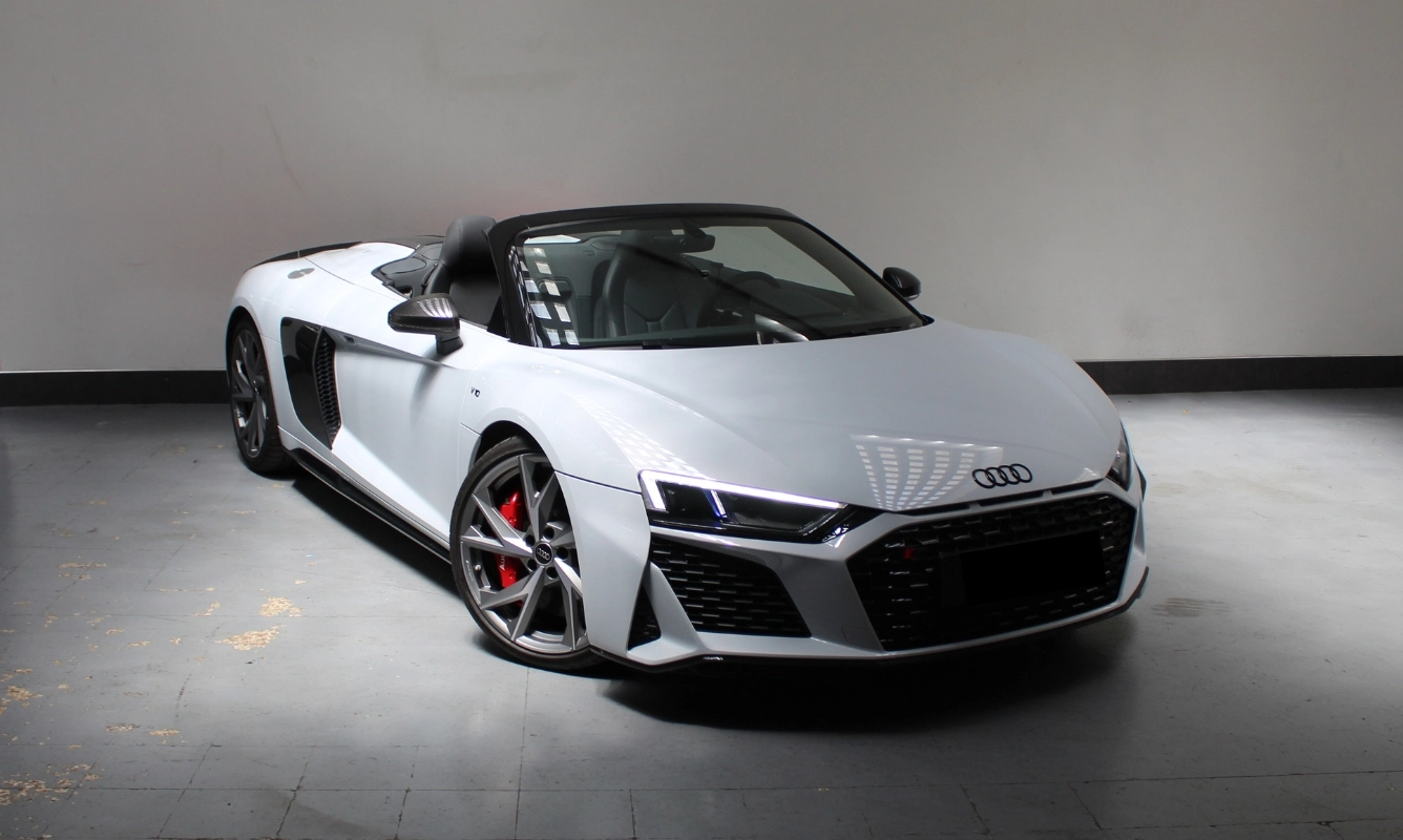 rent Audi R8 Spyder rent Audi R8 Spyder